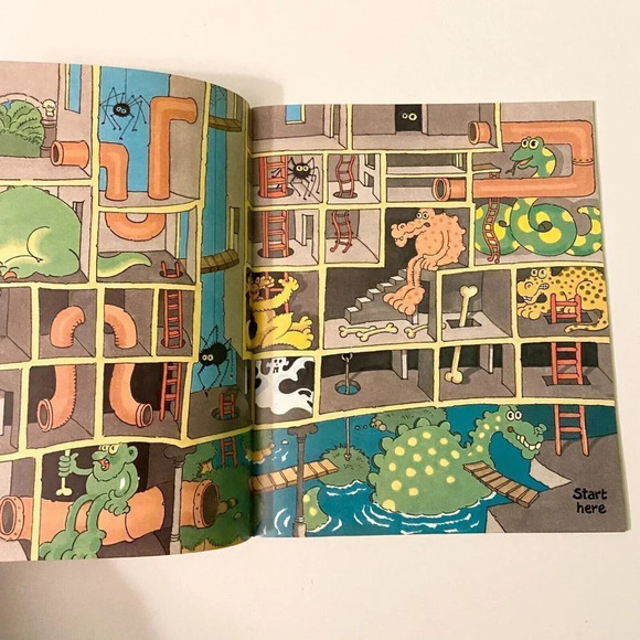 Vintage 1989 Monster Madness A Picture Puzzle Book  Hippo Books Scholastic - Picture 8 of 12
